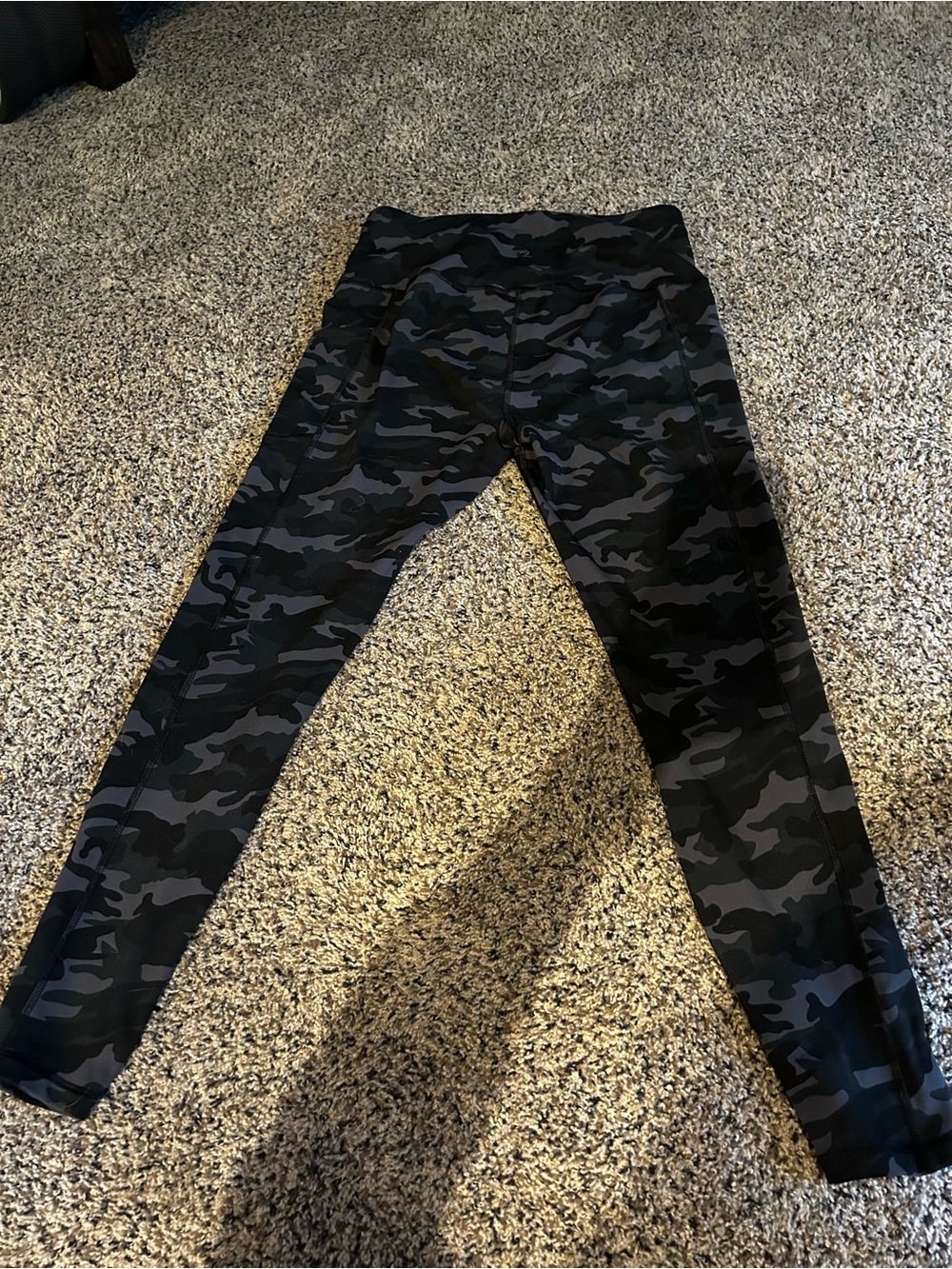 Fengbay Black & Dark Gray Camo Leggings